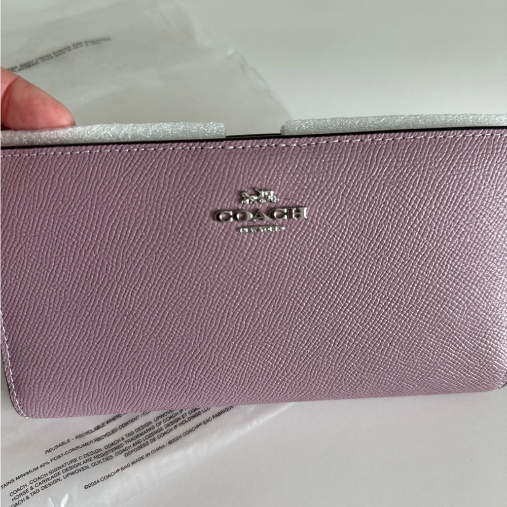 New!! Coach Pink Leather Women's Slim wallet